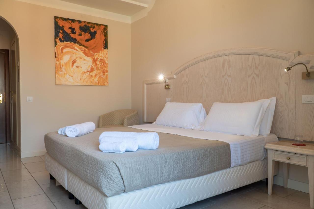 Brasil Seaview Hotel Milano Marittima Exterior foto